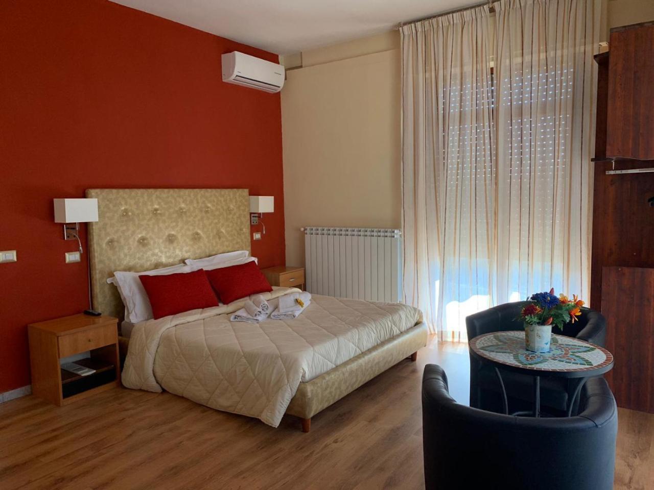 Sant'Oronzo B&B Lecce Exterior foto